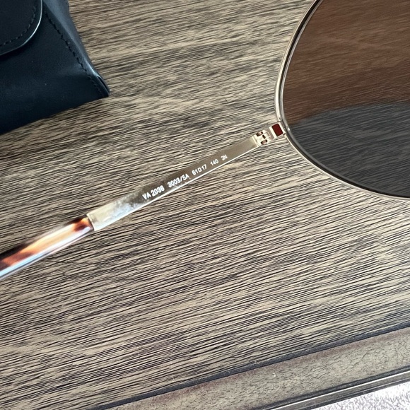 VALENTINO SUNGLASSES - Picture 11 of 12